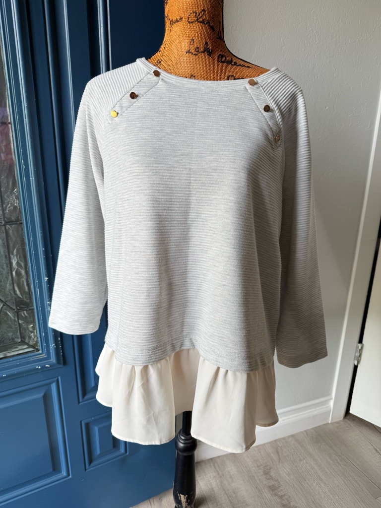 Loft Light Gray Knit Top With Cream Ruffle Hem And Gold Buttons